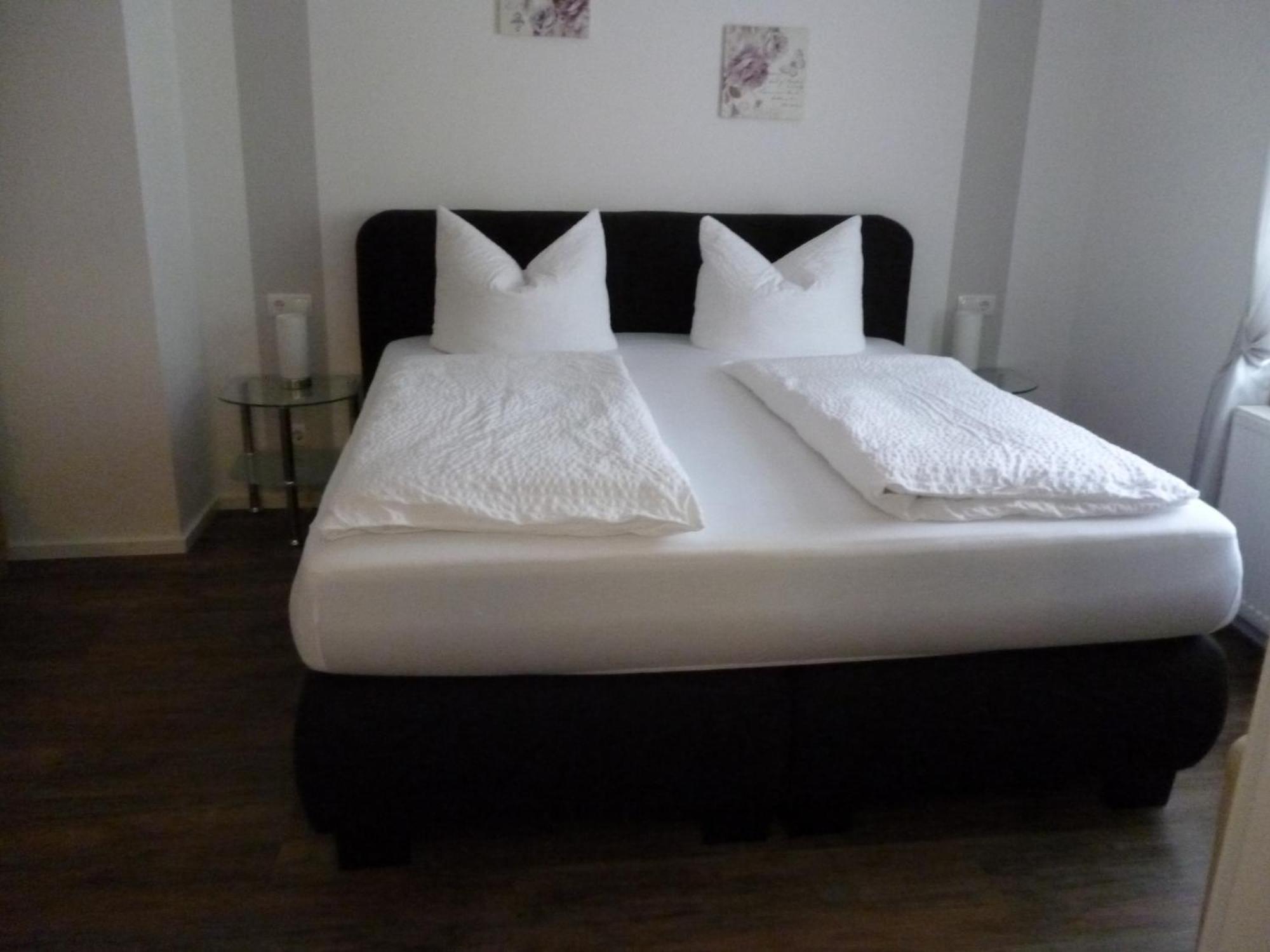 Hotel Garni Reis Treis-Karden Esterno foto
