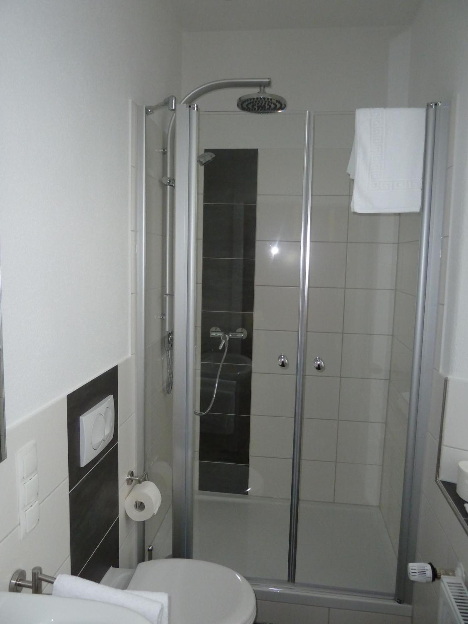 Hotel Garni Reis Treis-Karden Esterno foto