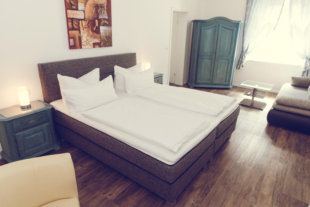 Hotel Garni Reis Treis-Karden Esterno foto