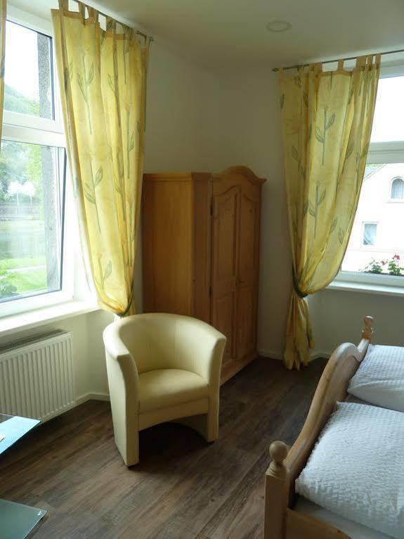 Hotel Garni Reis Treis-Karden Esterno foto